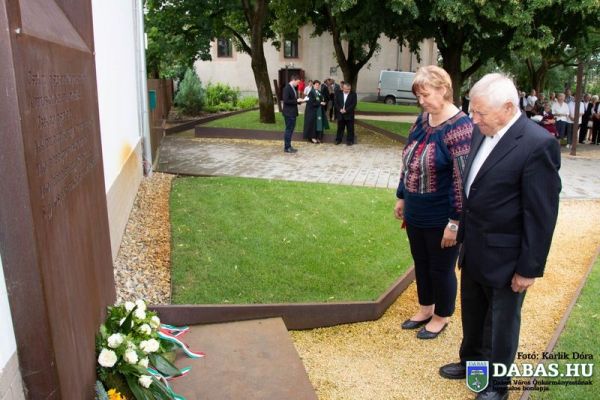 135 éve született az első világháború magyar lantosa