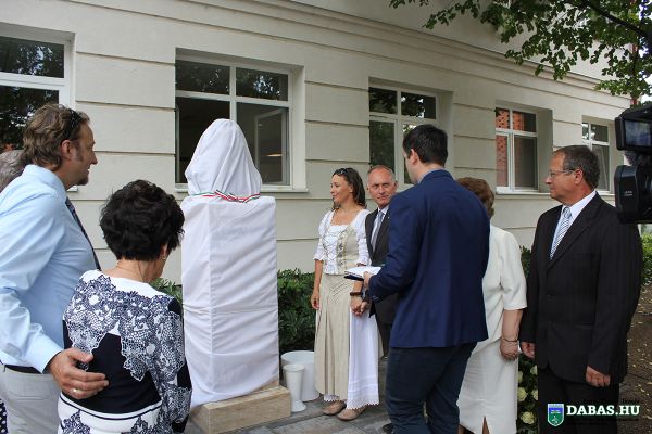 Orvosnagyságaink Emlékezete - az egészségügyi dolgozókat köszöntöttük