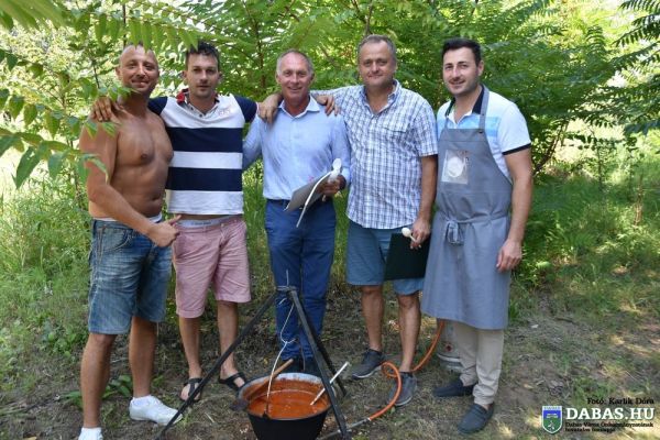 XIV. Rétes-utca és Halászléfőző fesztivál