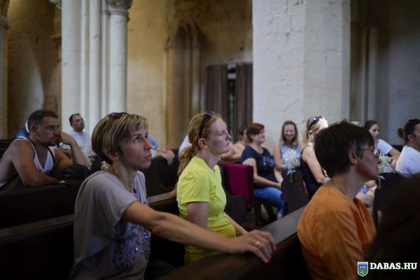 Szomszédolás Köztisztviselők Napján