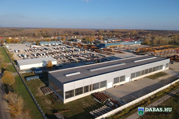 Dabasi Ipari Park média anyagai