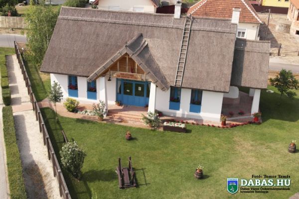 Sári Kávé- és Rétesház