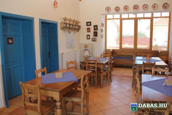 Sári Kávé- és Rétesház