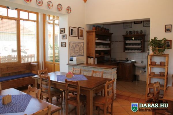 Sári Kávé- és Rétesház