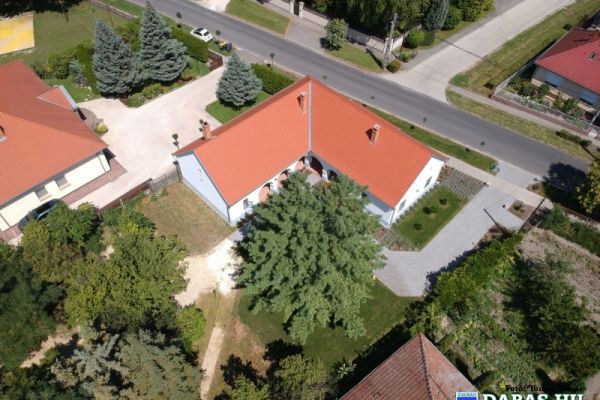 Értéktár ( Gombay-Dinnyés-kúria)