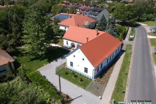 Értéktár ( Gombay-Dinnyés-kúria)