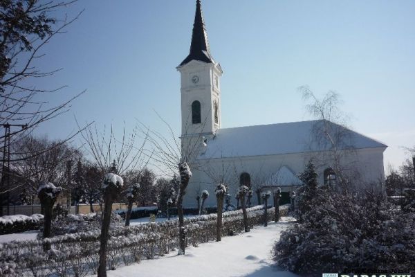 Dabasi Református Egyházközség temploma