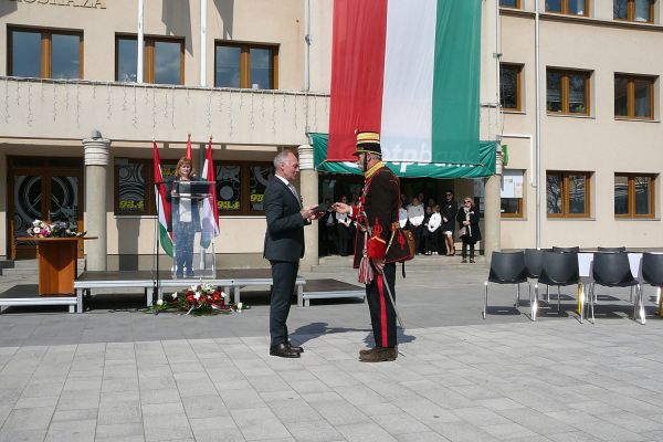 A Dabasi Hagyományőrző Honvédtüzér Közhasznú Alapítvány