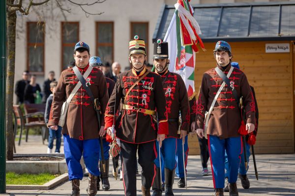 A Dabasi Hagyományőrző Honvédtüzér Közhasznú Alapítvány