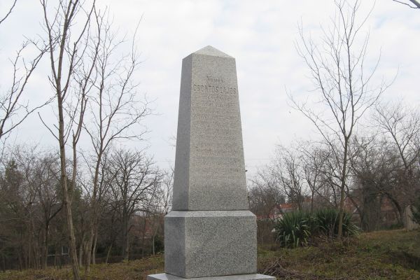 Csontos Lajos (1802-1862) felsődabasi kultúrmérnök adományozó tevékenysége  