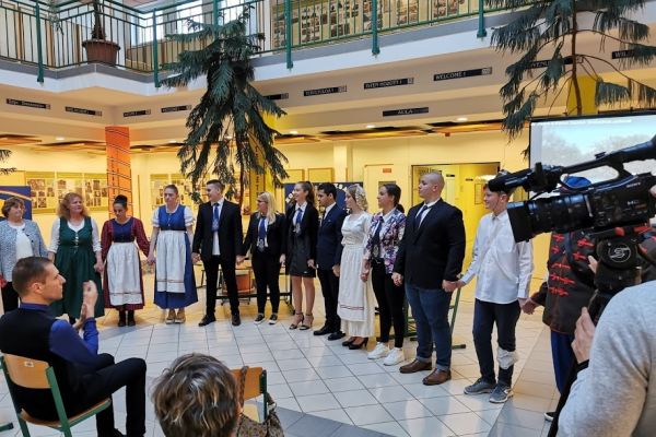 A „Kossuth Zsuzsanna élete és munkássága” című videófilm