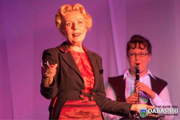 Színdarab ősbemutatója a Sári Zarándok- és Kulturális Központban (2017. szeptember 15.)