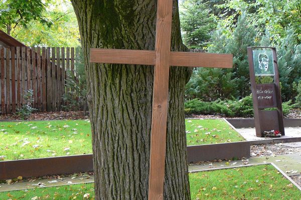 Útmenti keresztjeink