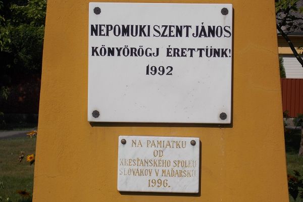 Nepomuki Szent János szobor