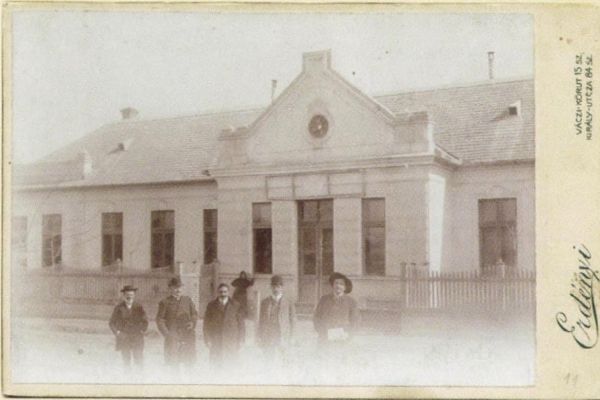 A Rátz család szerepe Dabas patikatörténetében