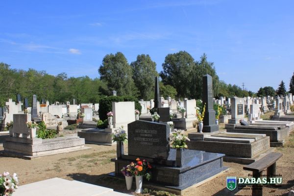 Dabas-gyóni temető