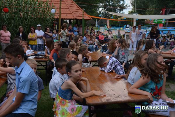 Pizzaparti a strandon