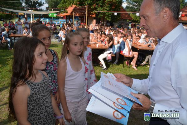 Pizzaparti a strandon