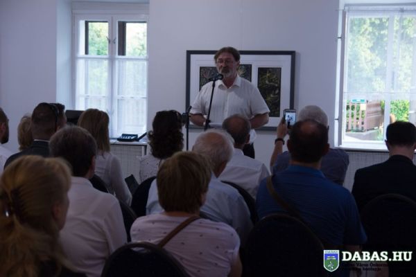 Séta a versailles-i parkban című kiállítás