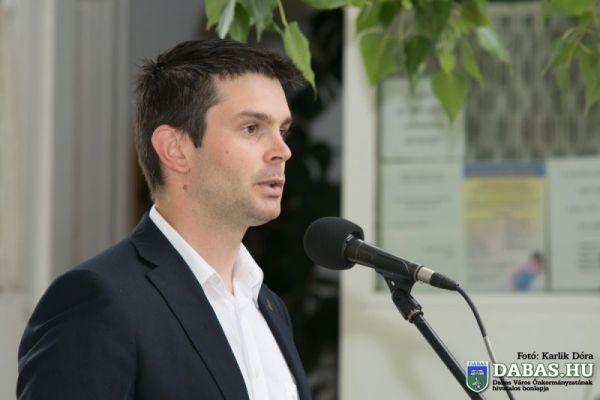 Elhelyezték a szőlősi egészségház alapkövét