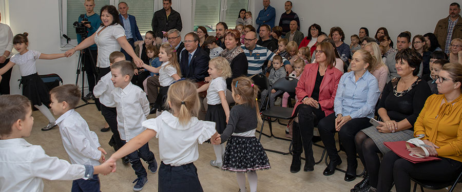 Átadták a megújult Erkel úti Óvodát