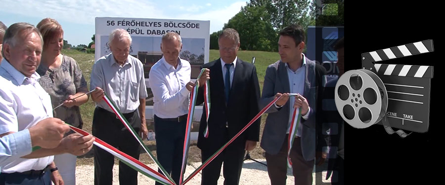 Bölcsőde alapkőletétele